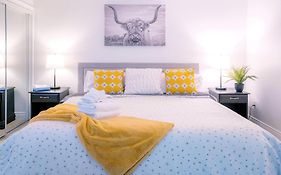Gorgeous Studio Condo In Blue Mountains Sleeps 4